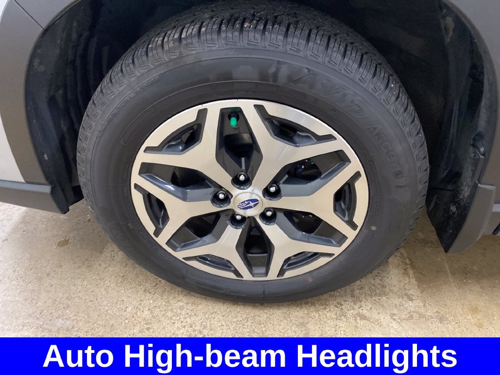 Certified 2023 Subaru Forester Premium AWD/4WD image 18
