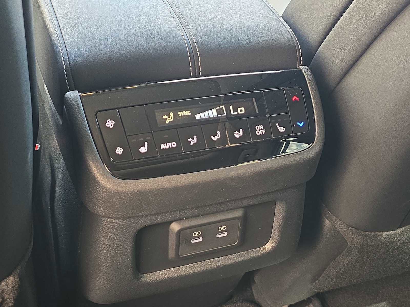 Certified 2026 INFINITI QX60 Luxe w/ Cargo Package image 13