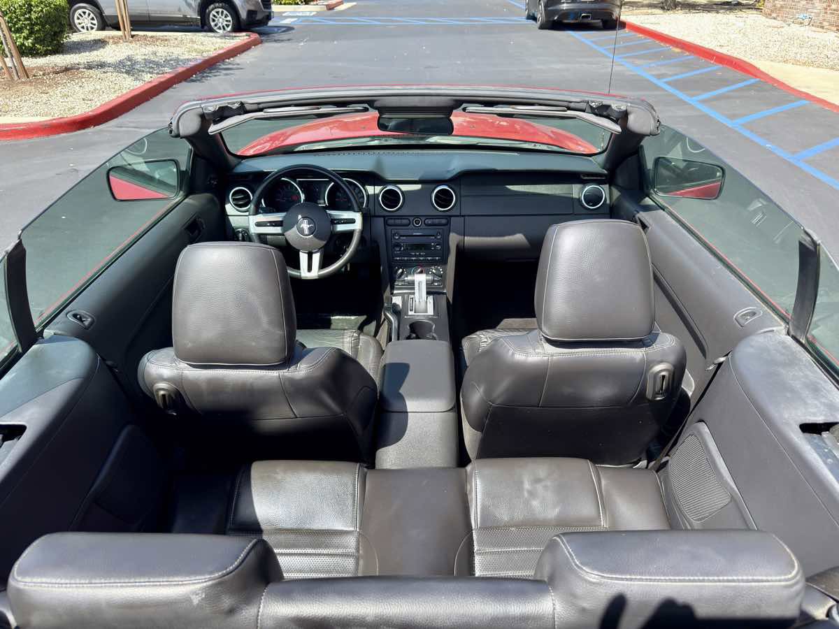 Used 2005 Ford Mustang GT image 27