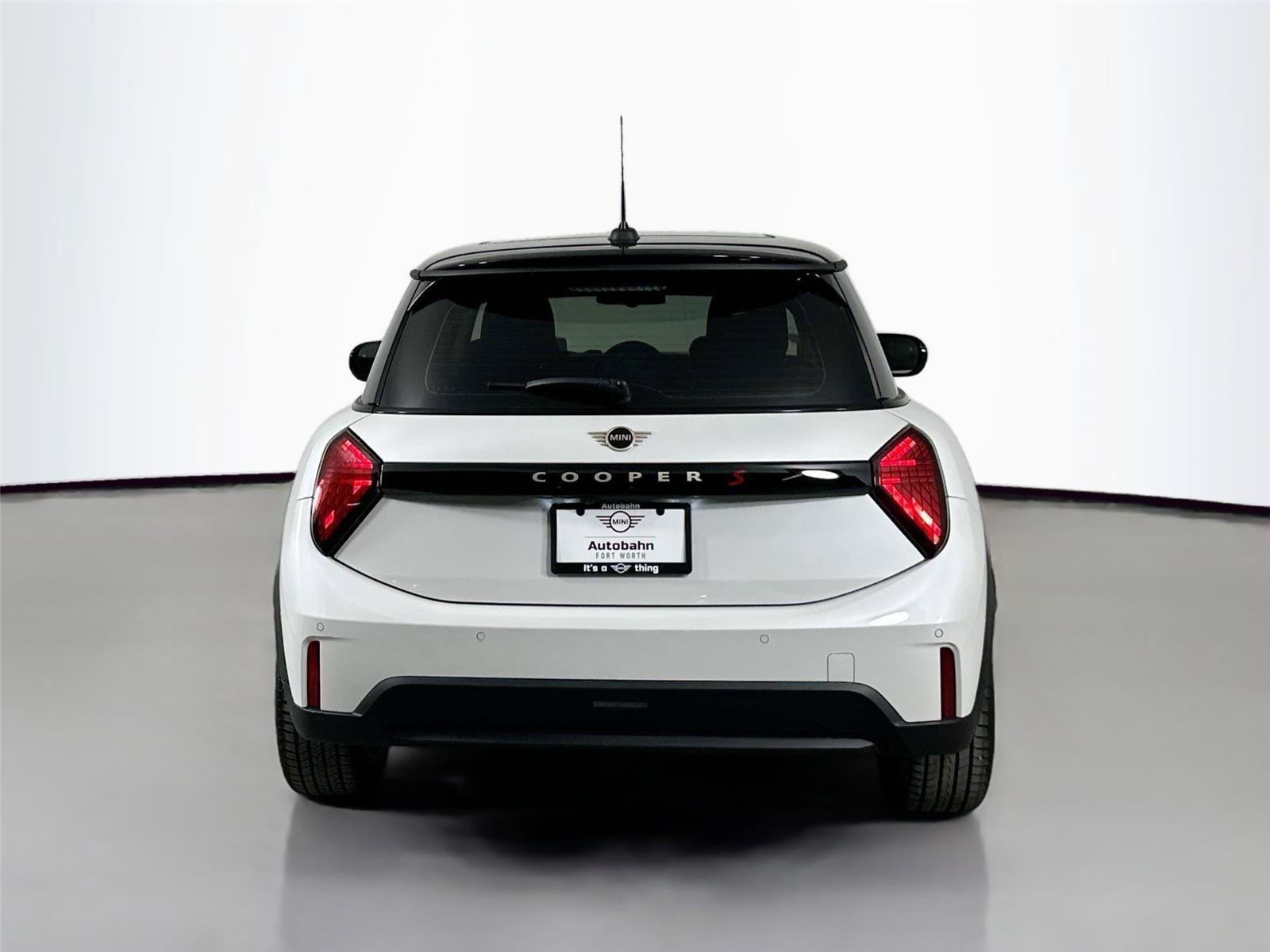 Used 2025 MINI Cooper S FWD image 5
