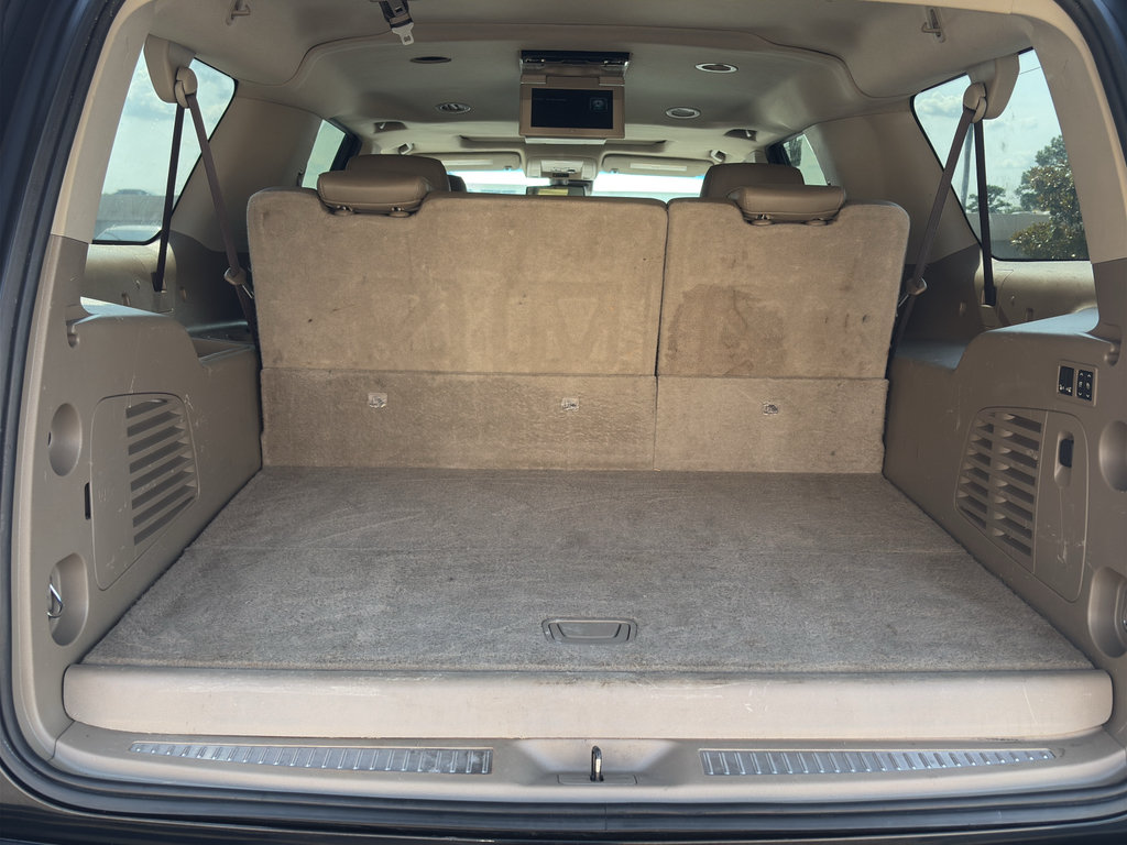 Used 2019 GMC Yukon XL SLT w/ Open Road Package RWD image 7