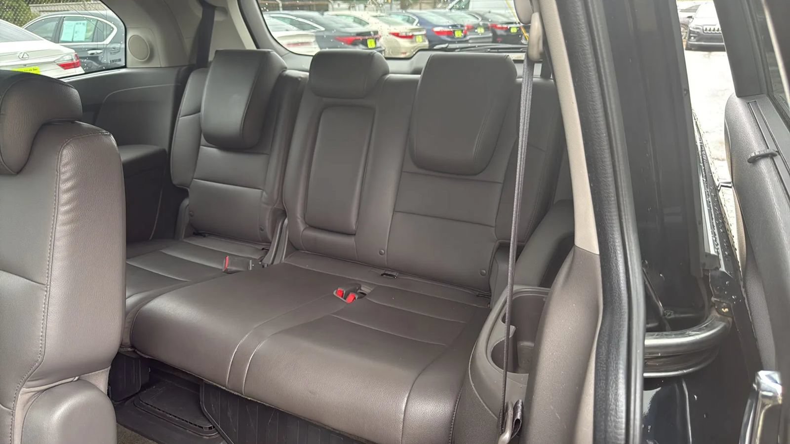Used 2014 Honda Odyssey Touring Elite image 18