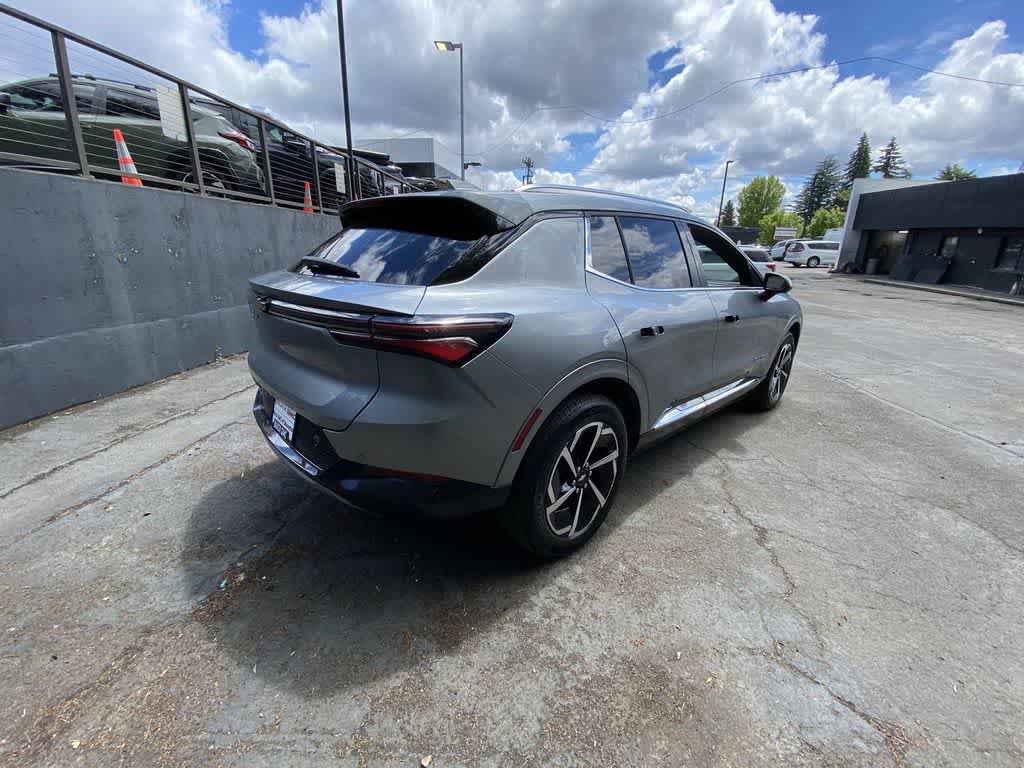 Used 2024 Chevrolet Equinox EV LT AWD/4WD image 6