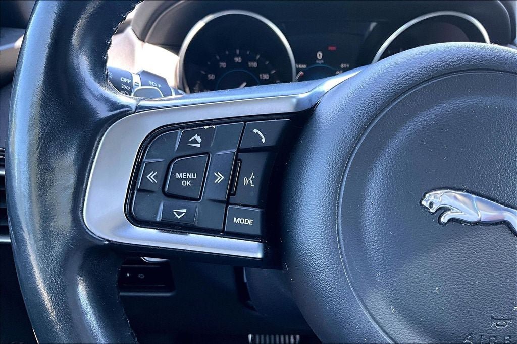 Used 2017 Jaguar F-PACE S AWD/4WD image 21