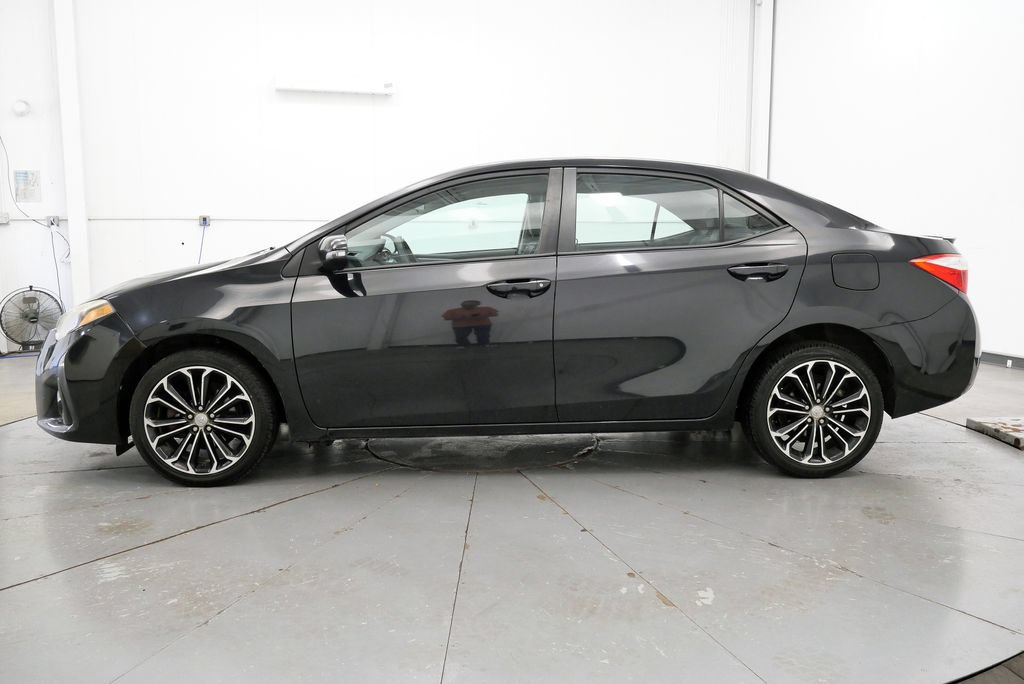 Used 2016 Toyota Corolla L FWD image 4
