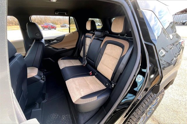 New 2026 Chevrolet Equinox ACTIV w/ Convenience Package III image 10