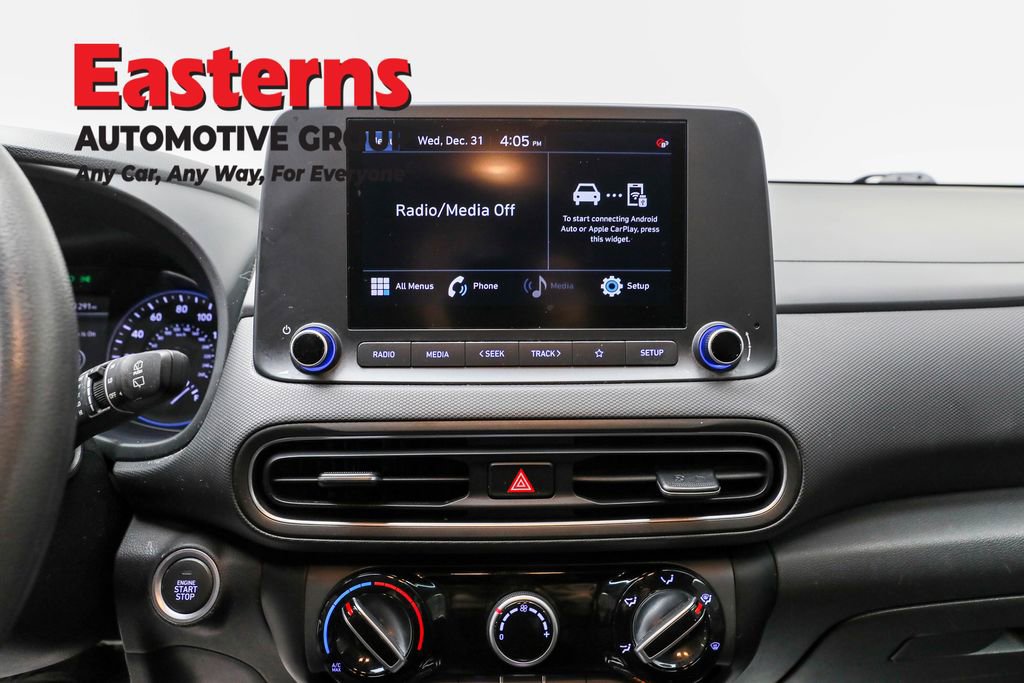 Used 2023 Hyundai Kona SEL image 12