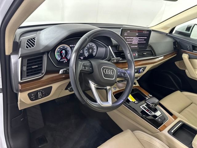Used 2022 Audi Q5 e Premium Plus w/ Premium Plus Package image 13