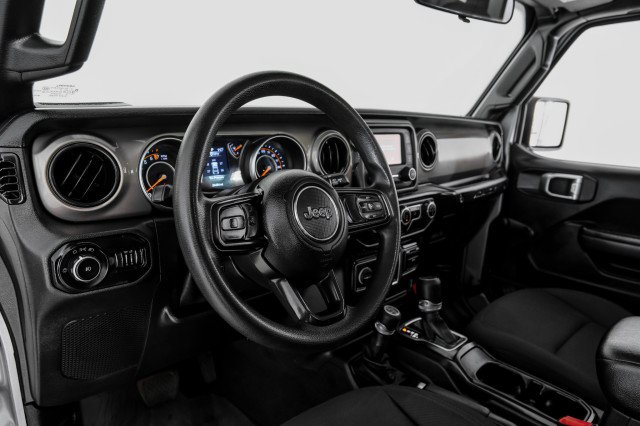 Used 2020 Jeep Wrangler Unlimited Sport AWD/4WD image 13