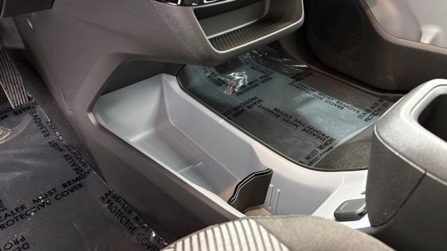 New 2027 Chevrolet Bolt LT w/ Comfort Package FWD image 36