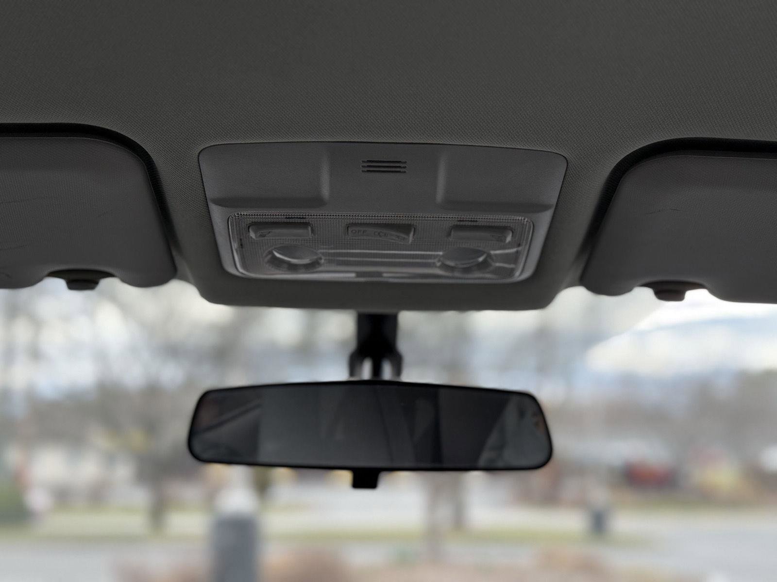 Used 2013 Toyota RAV4 LE image 20