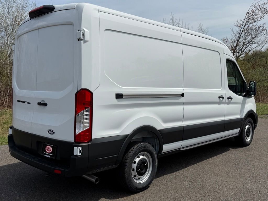 New 2026 Ford Transit 250 148 Medium Roof RWD image 23