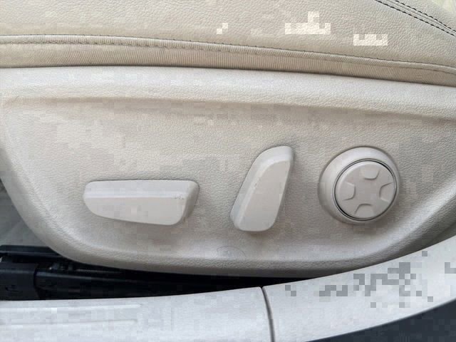 Used 2026 Genesis G70 2.5T Prestige image 18