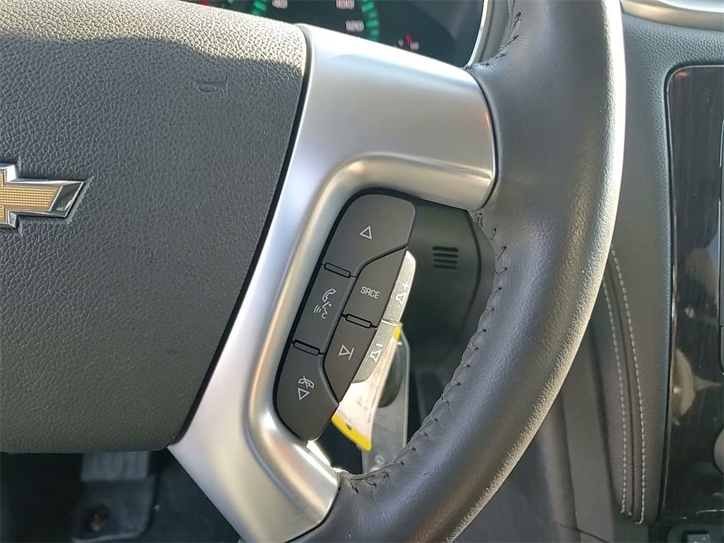 Used 2017 Chevrolet Traverse LT w/ Style and Technology Package image 27