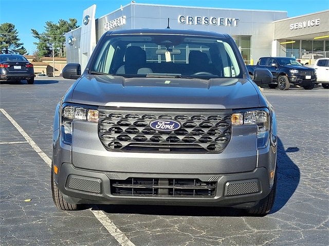 New 2025 Ford Maverick XL image 2