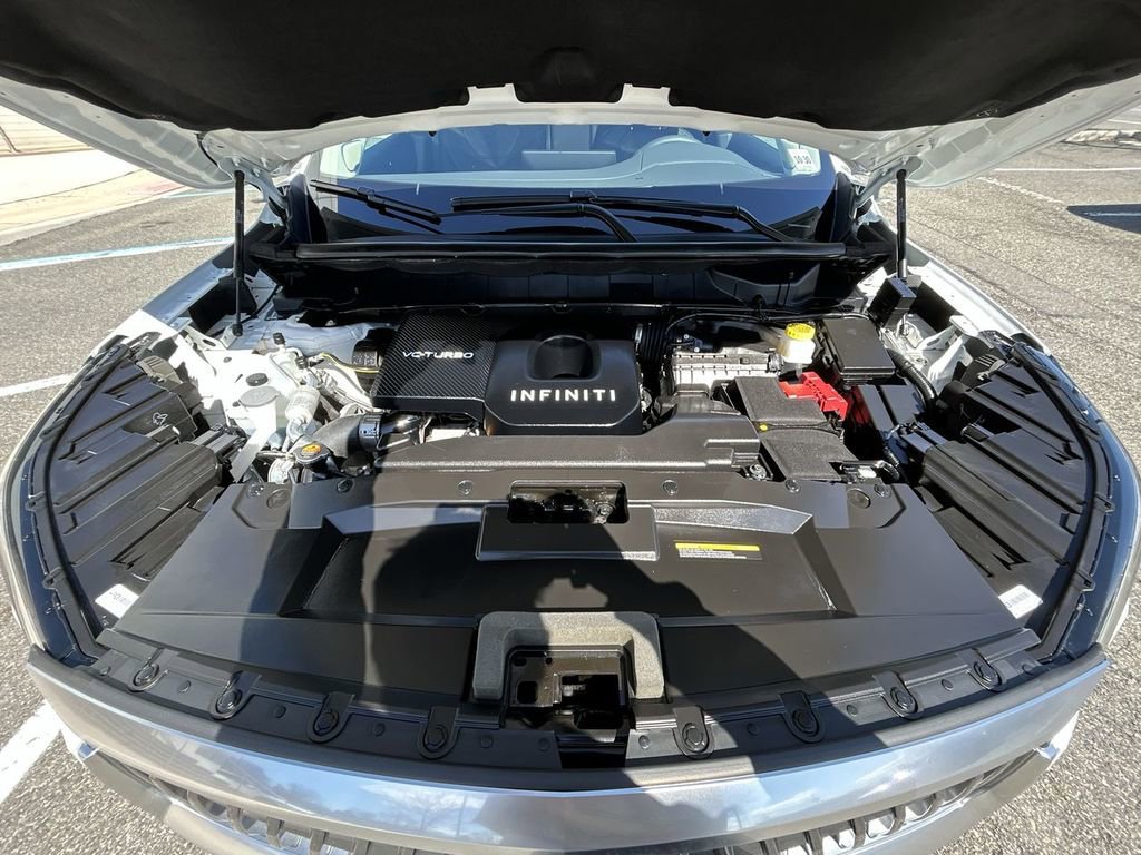 Certified 2026 INFINITI QX60 Luxe w/ Cargo Package AWD/4WD image 14