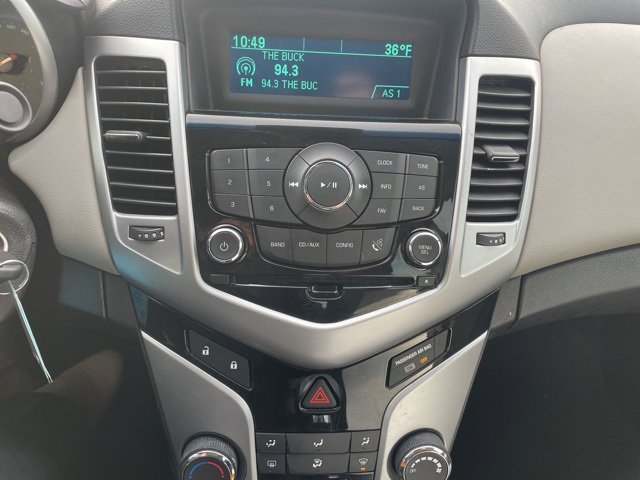 Used 2014 Chevrolet Cruze LS image 22