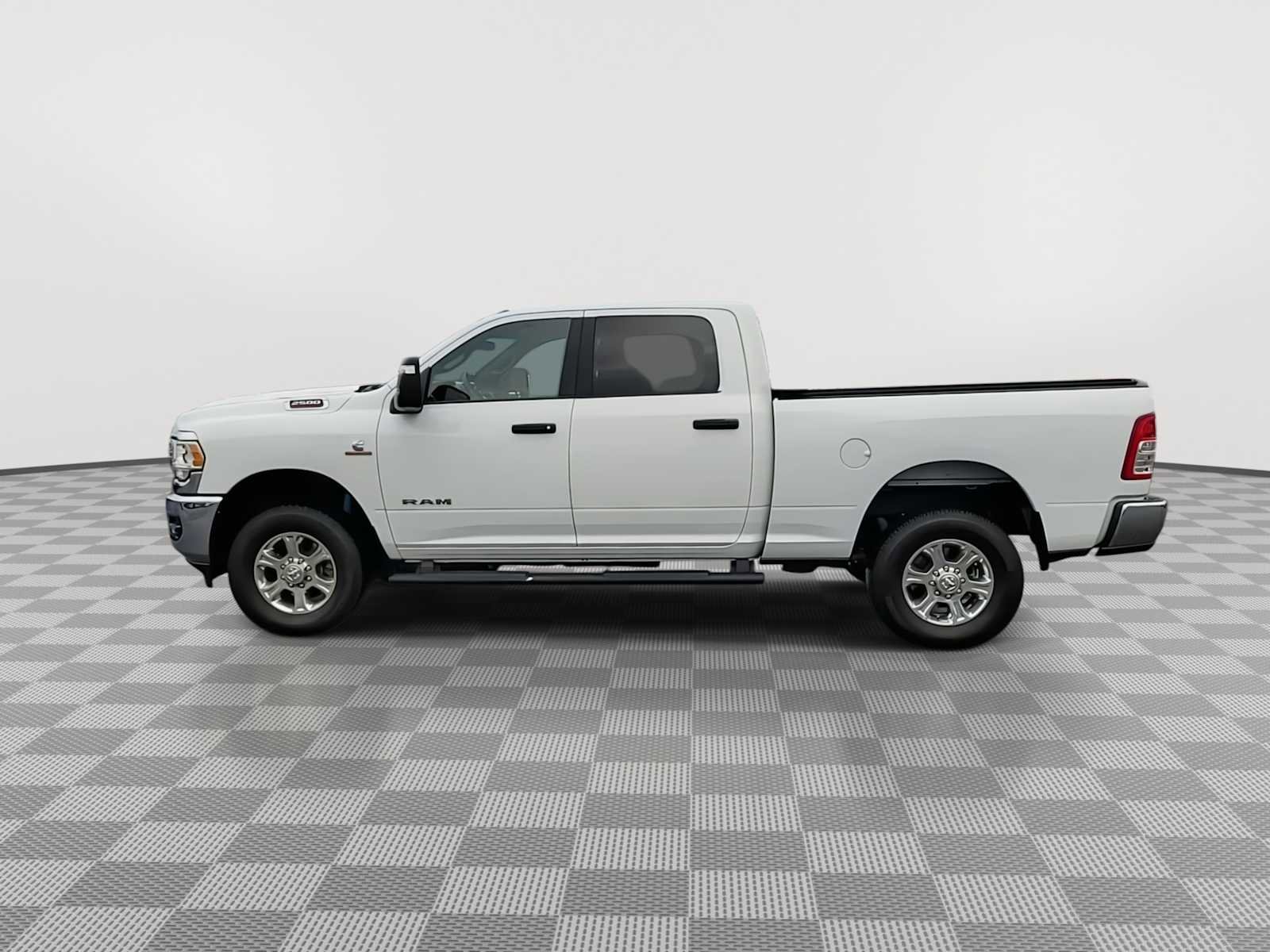 Used 2024 RAM 2500 Big Horn w/ Off Road Package image 5