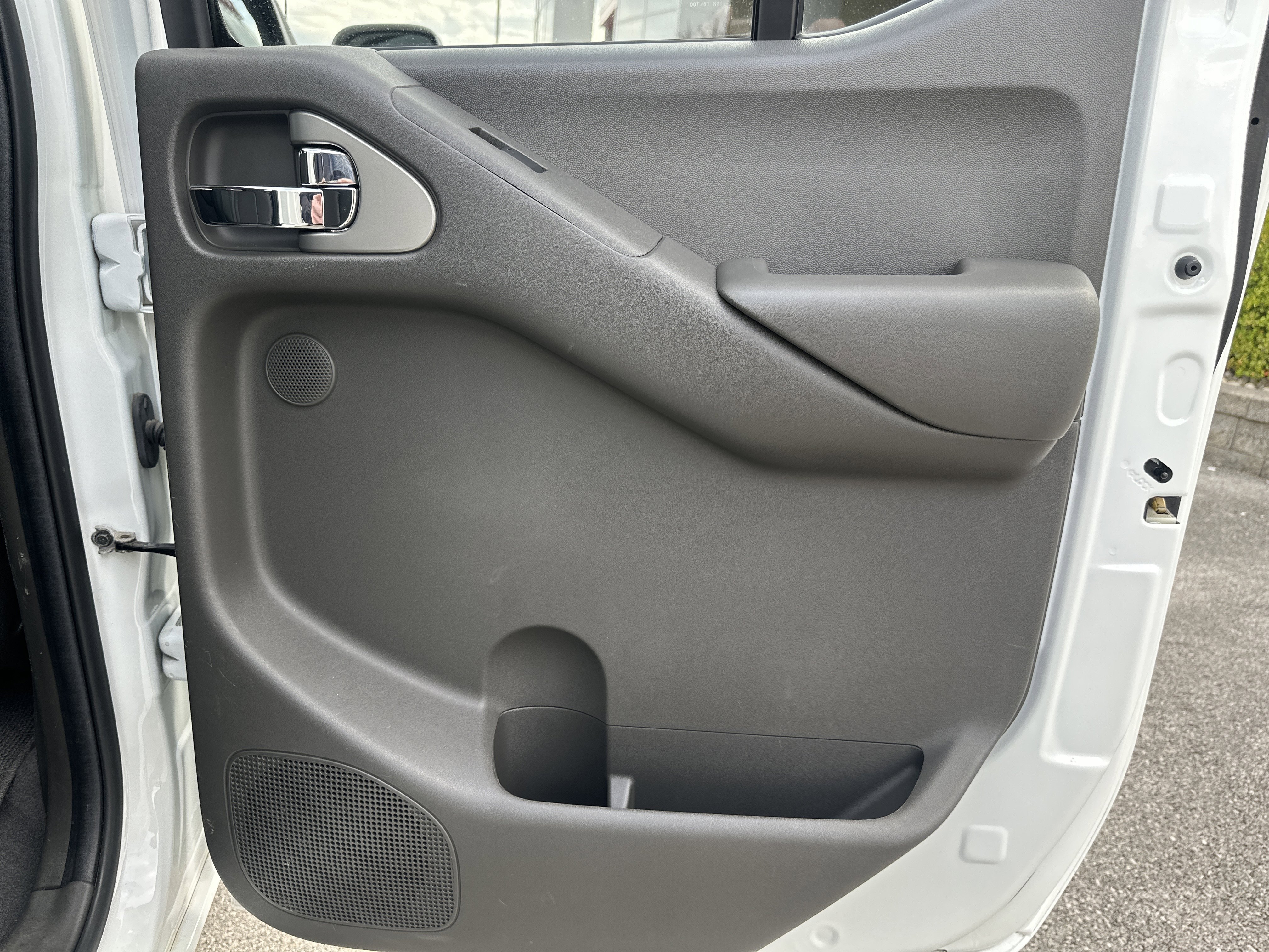 Used 2018 Nissan Frontier PRO-4X w/ Pro-4x Luxury Package image 13