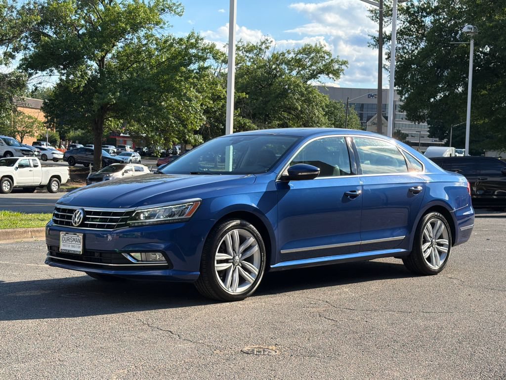 Used 2017 Volkswagen Passat 1.8T SEL Premium FWD image 15