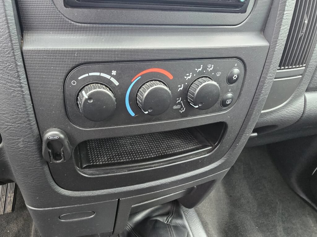 Used 2003 Dodge Ram 2500 Truck SLT AWD/4WD image 22