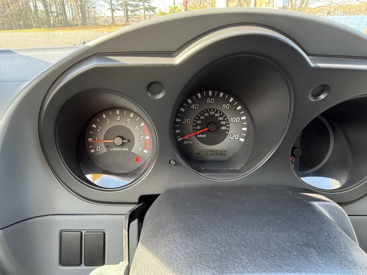 Used 2004 Nissan Frontier XE w/ (VTP) Value Truck Pkg image 17