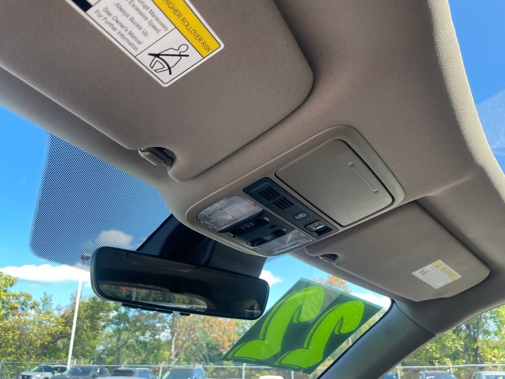 Used 2022 Honda Pilot Touring image 25