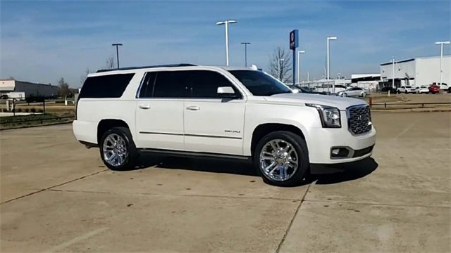 Used 2018 GMC Yukon XL Denali w/ Open Road Package image 2