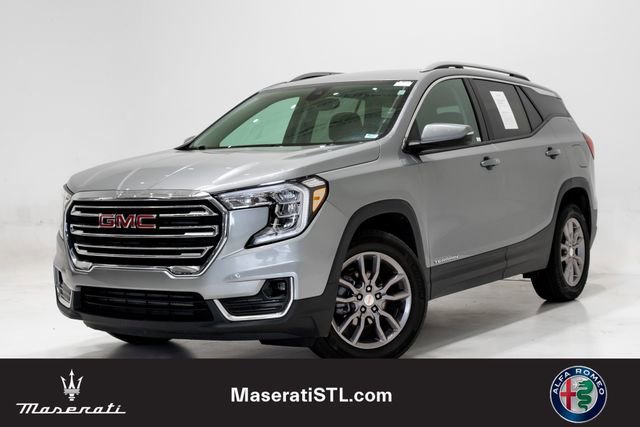 Used 2024 GMC Terrain SLT image 1