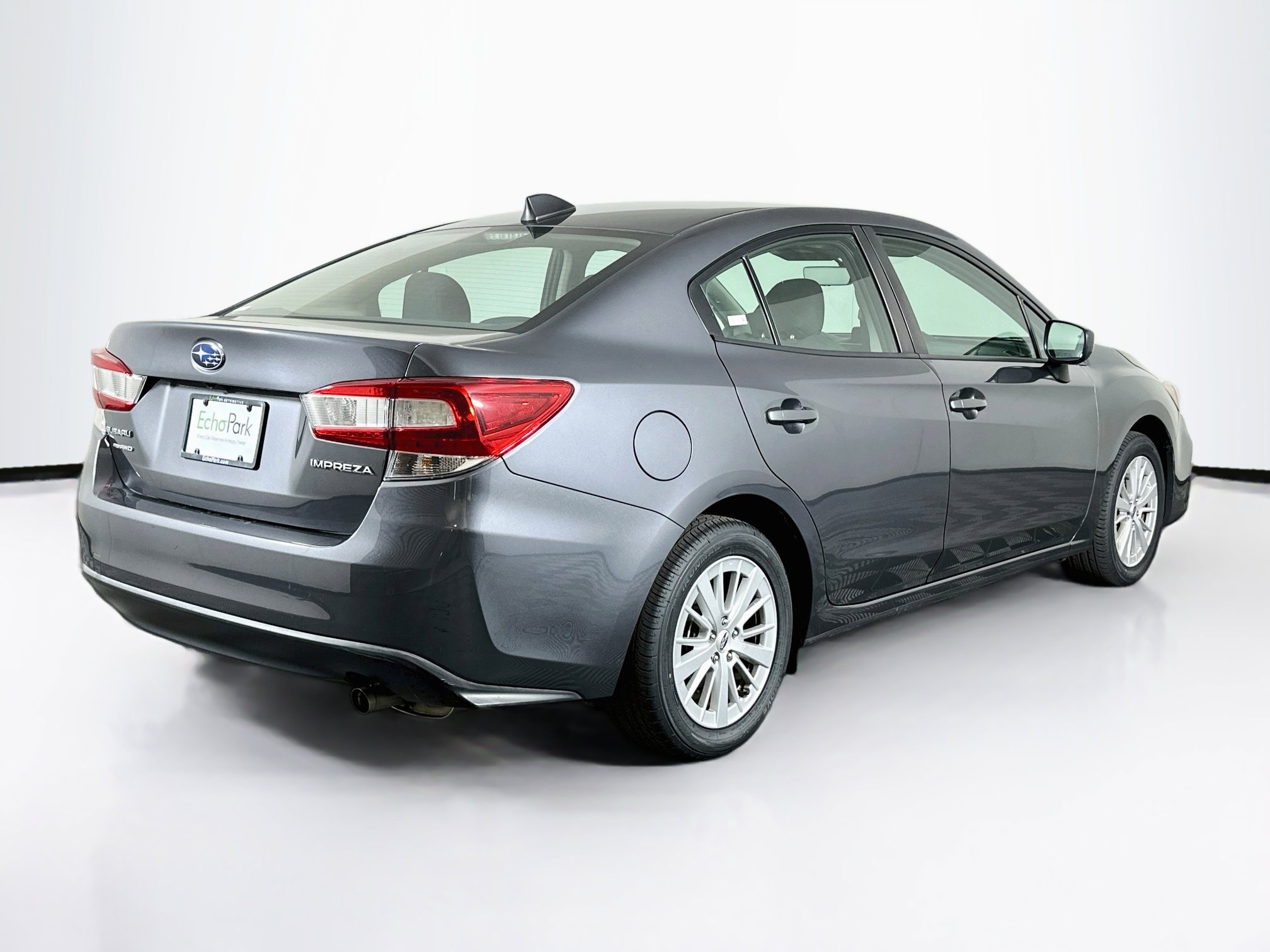 Used 2018 Subaru Impreza 2.0i Premium w/ Popular Package #1 AWD/4WD image 9