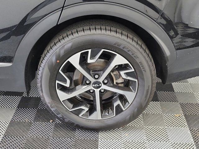 Used 2023 Kia Sportage EX AWD/4WD image 10