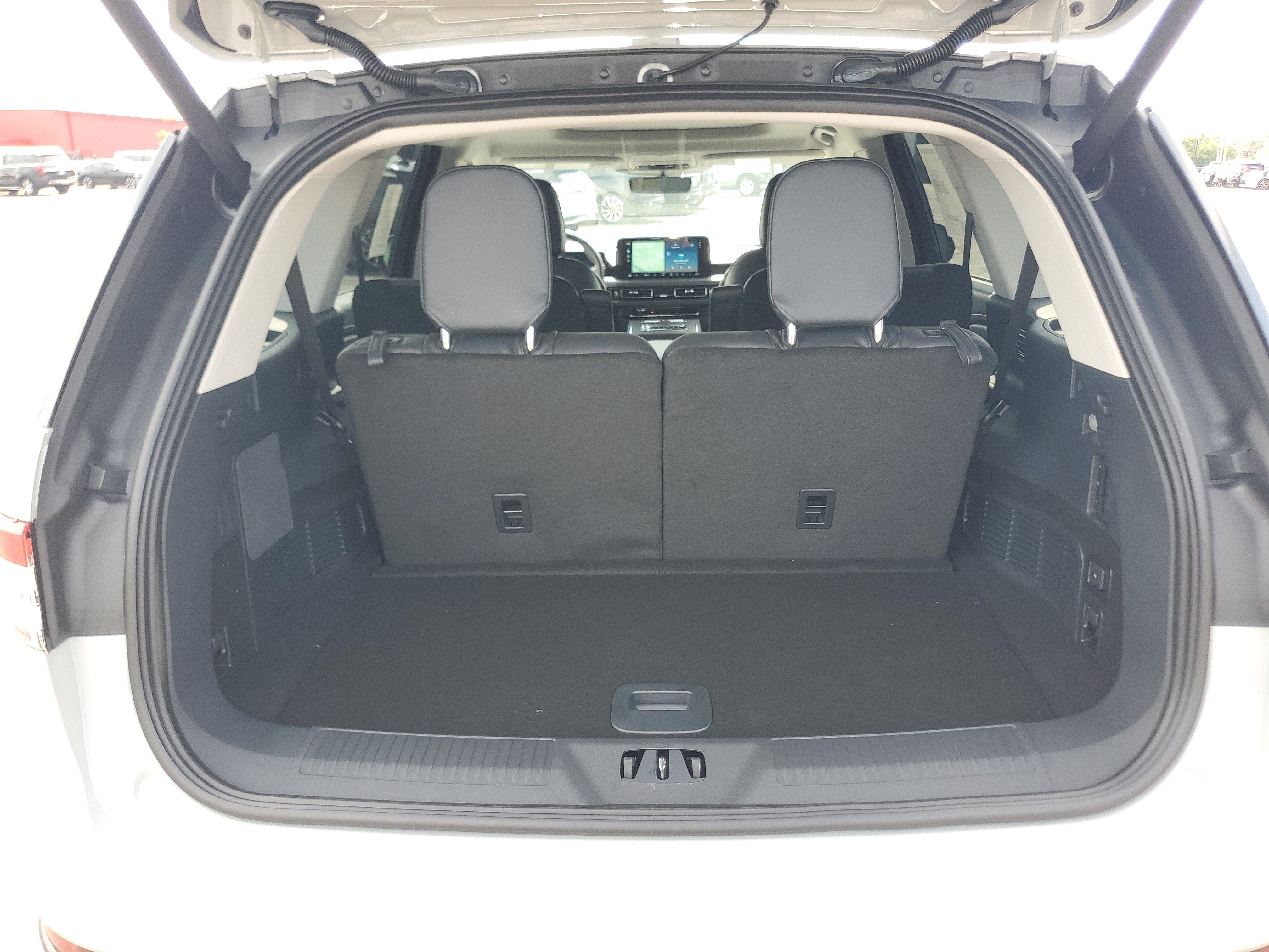 New 2027 Lincoln Aviator Reserve AWD/4WD image 28