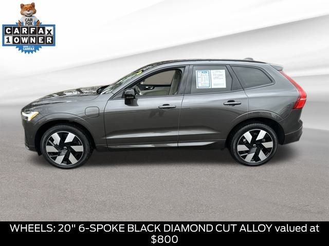Used 2025 Volvo XC60 T8 Plus w/ Climate Package image 5