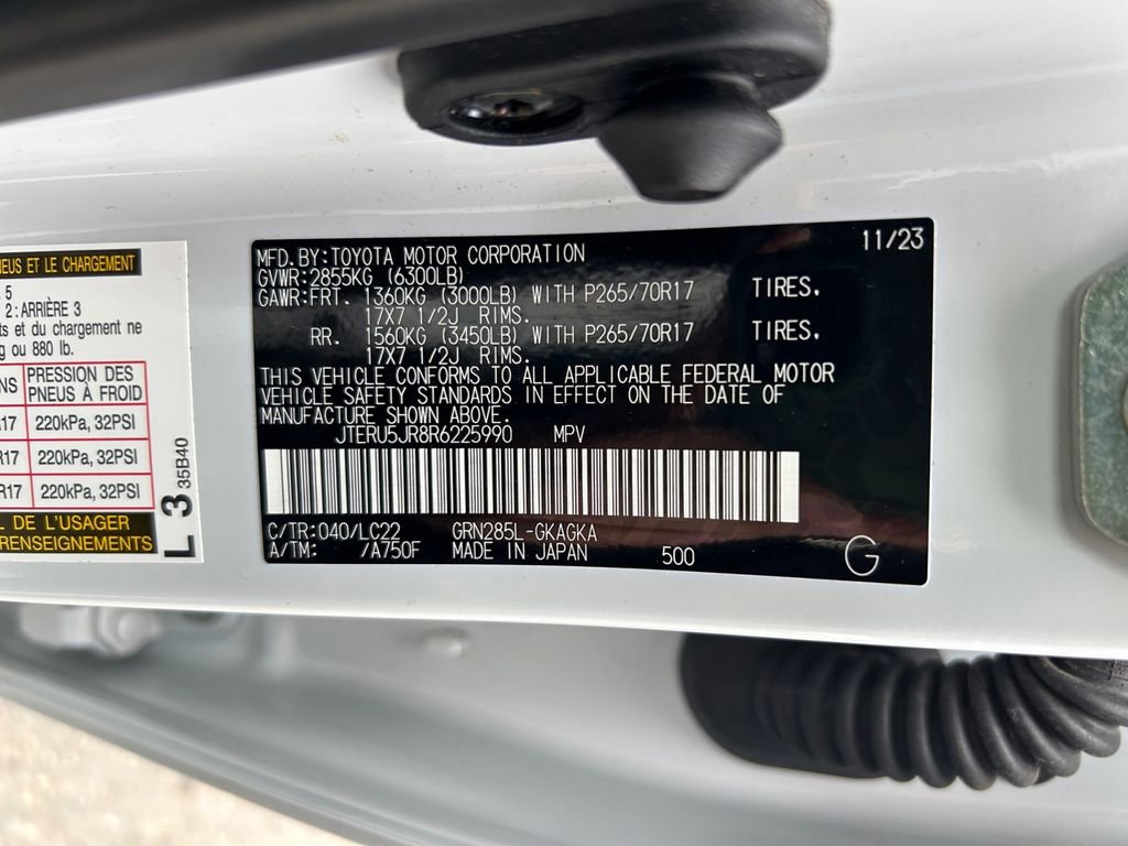 Used 2024 Toyota 4Runner TRD Off-Road Premium image 34