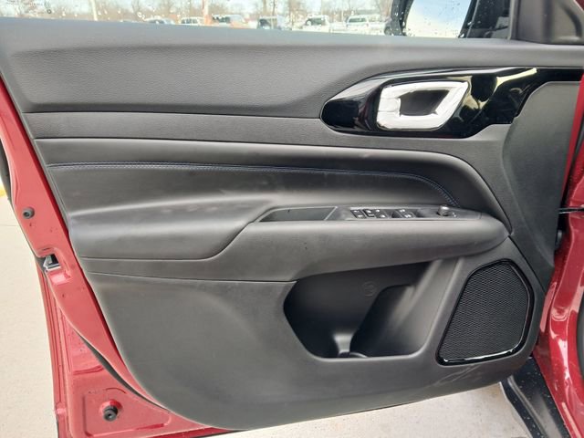 New 2026 Jeep Compass Latitude AWD/4WD image 11