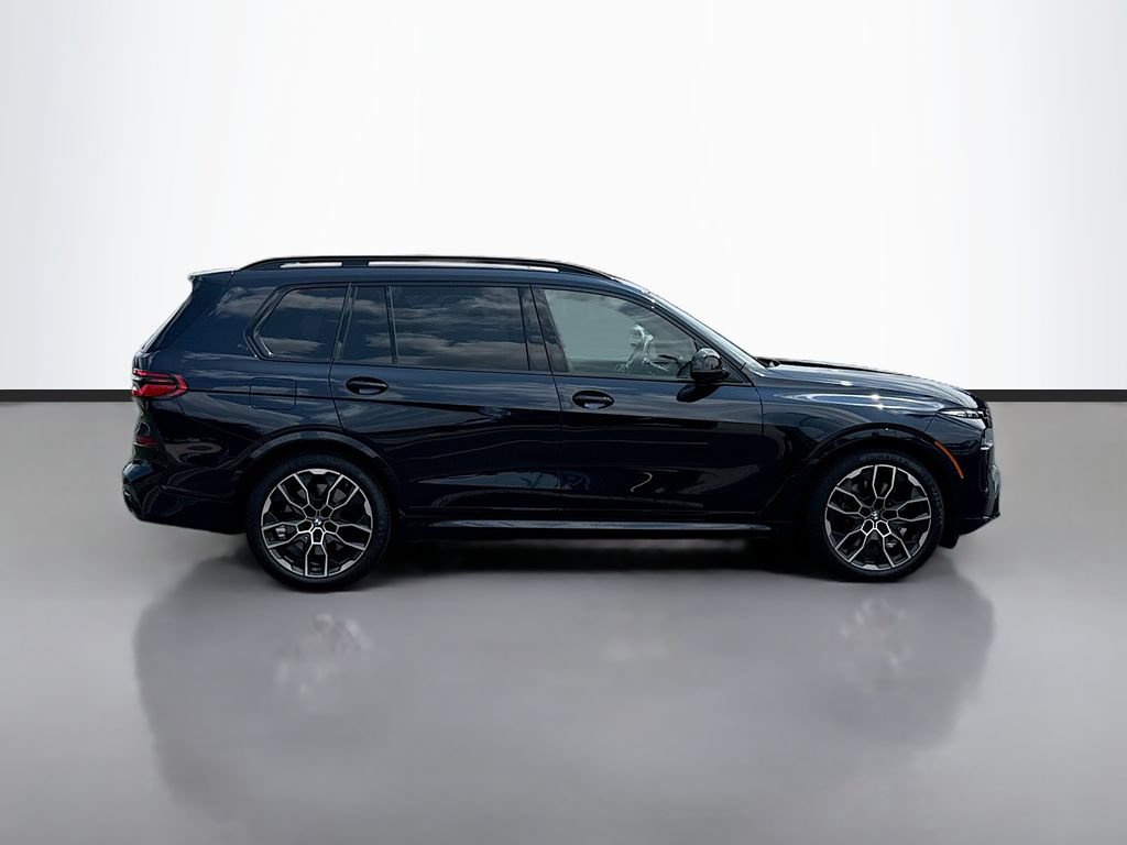 Used 2025 BMW X7 M60i AWD/4WD image 10