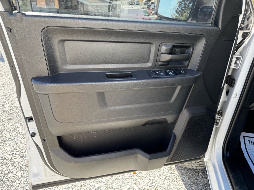 Used 2017 RAM 1500 Express w/ Express Value Package image 20