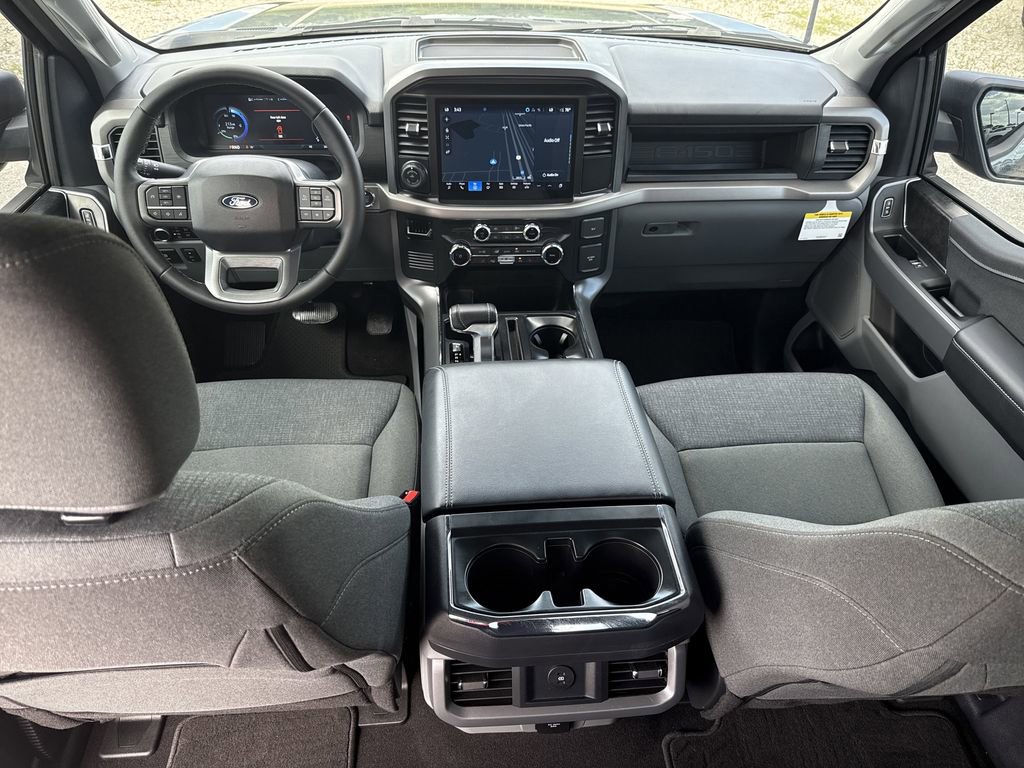 New 2025 Ford F150 Lightning XLT image 26