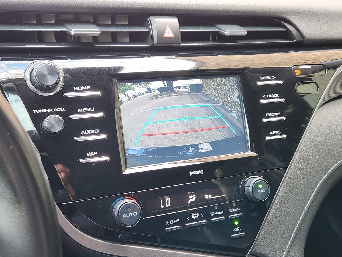 Used 2020 Toyota Camry SE FWD image 34