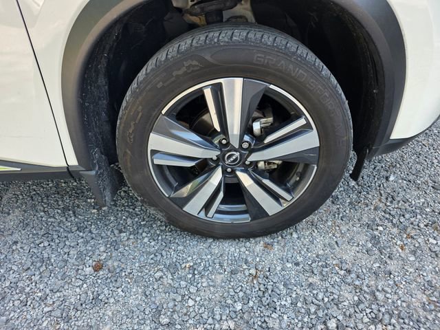 Used 2023 Nissan Rogue SL image 11