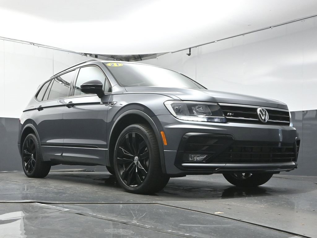 Used 2021 Volkswagen Tiguan SE R-Line image 33
