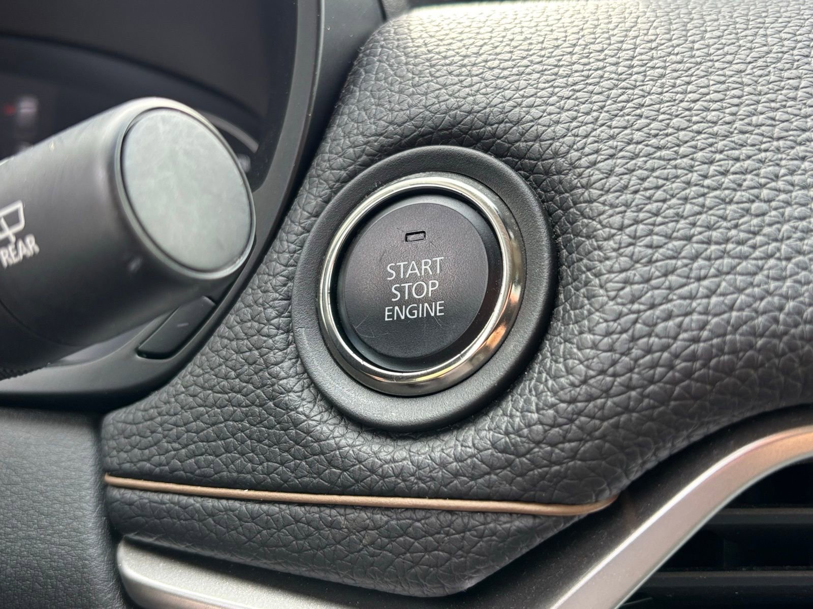 Used 2024 MAZDA CX-90 3.3 Turbo w/ Preferred Plus image 7