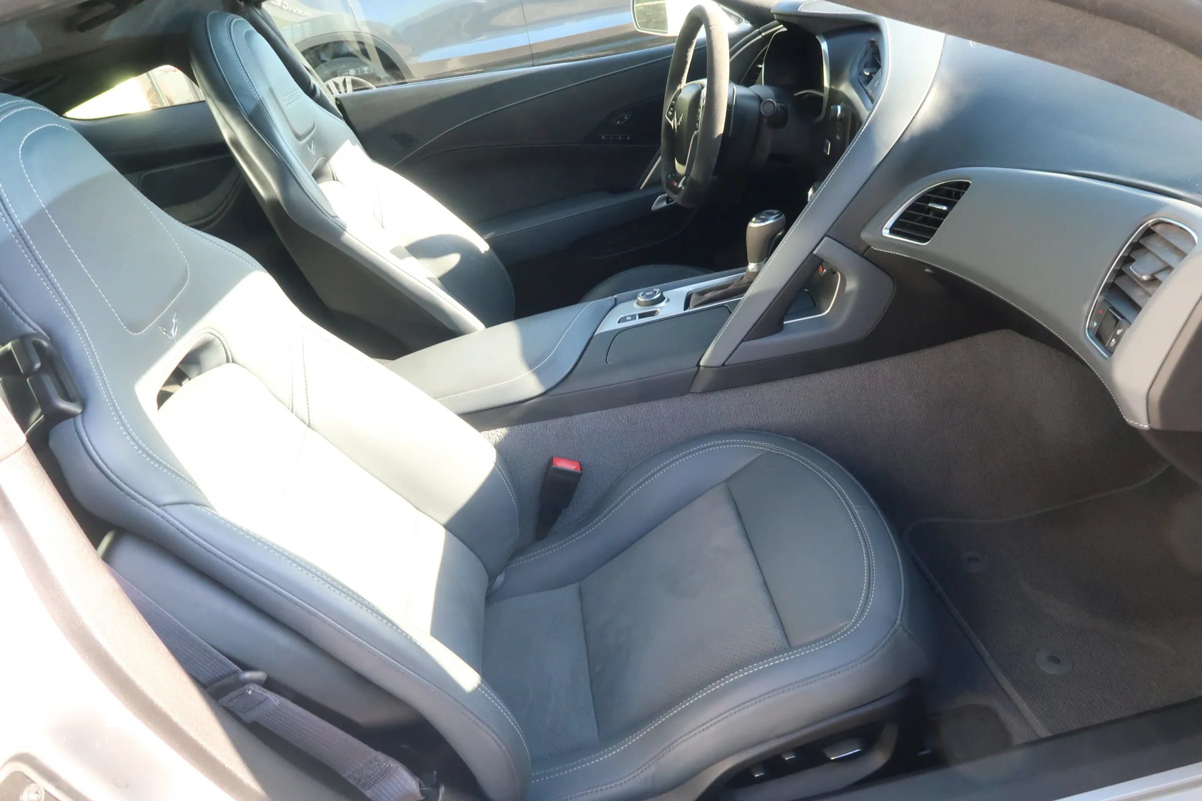 Used 2017 Chevrolet Corvette Z06 RWD image 19