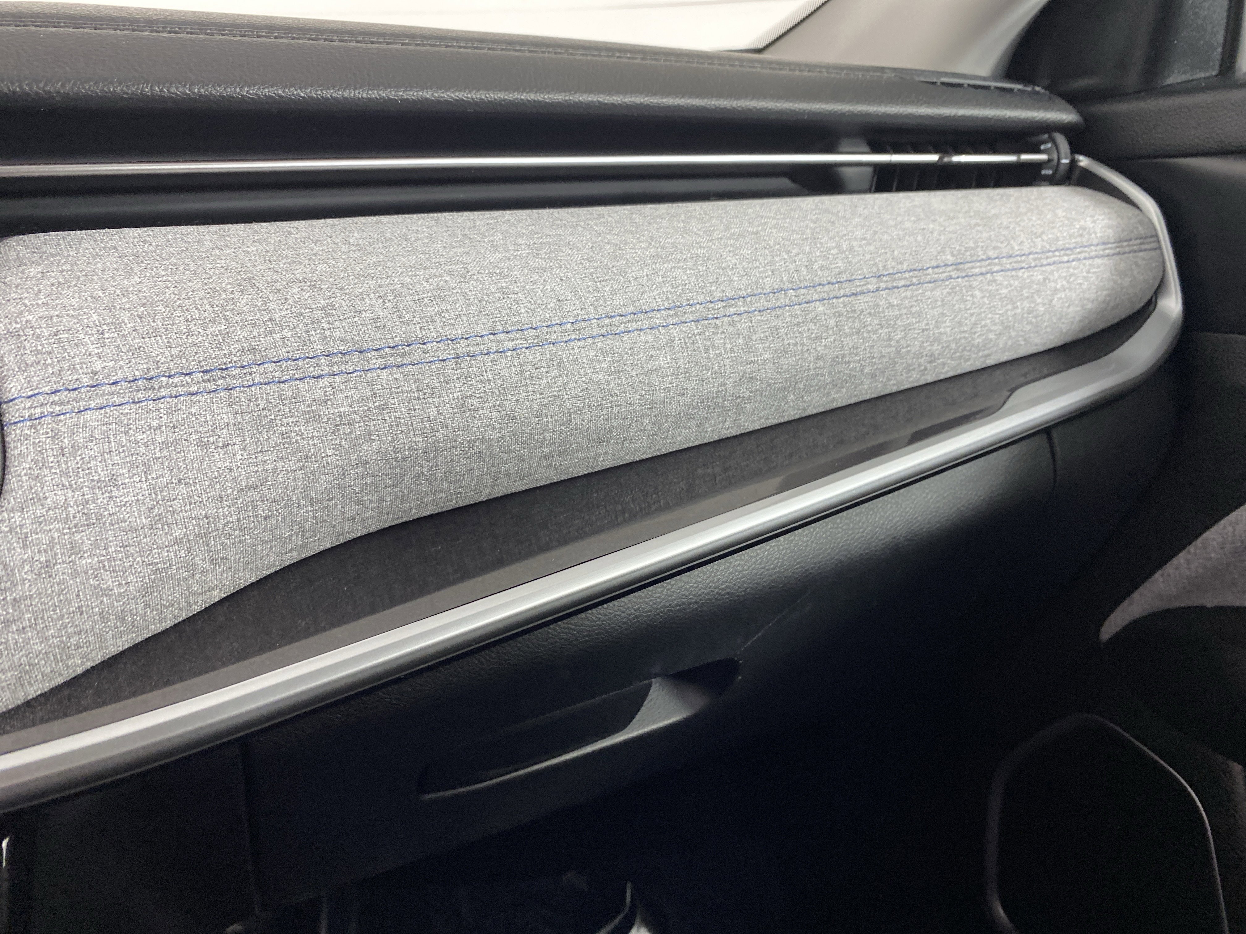 Used 2022 Jeep Compass Latitude w/ Convenience Group image 31