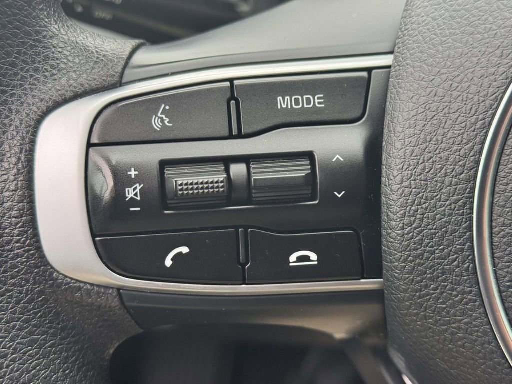 Used 2022 Kia K5 LXS FWD image 18