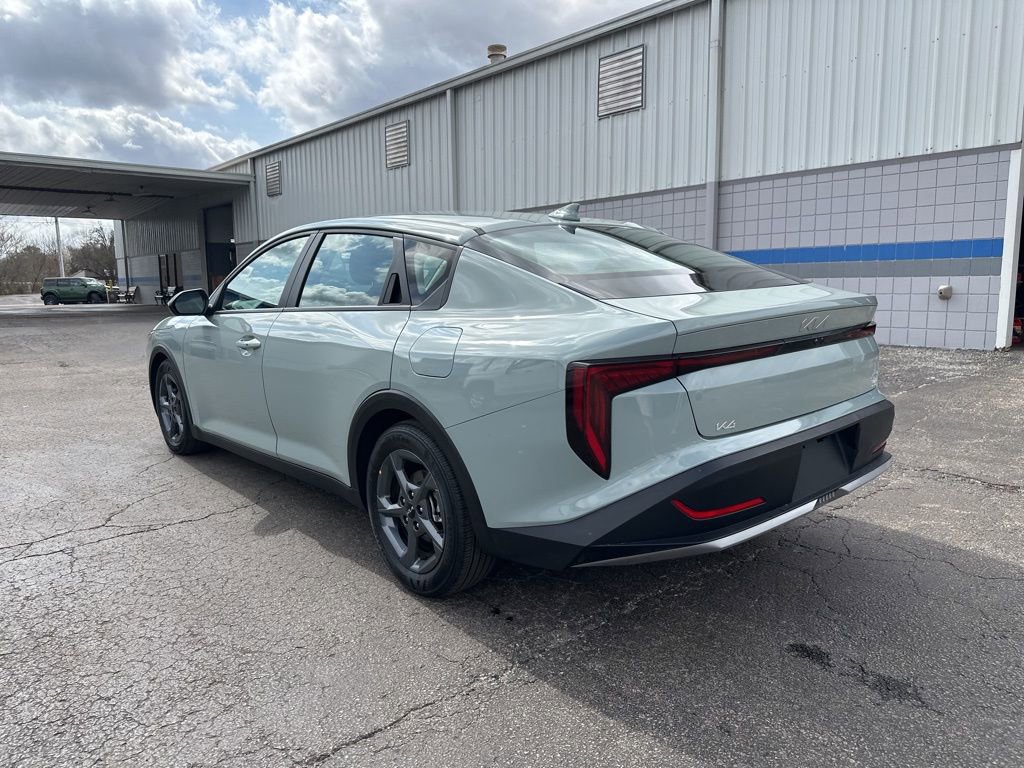 Used 2025 Kia K4 LXS image 5