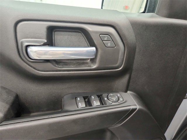 Used 2023 Chevrolet Silverado 1500 Custom w/ LPO, Dark Essentials Package image 27