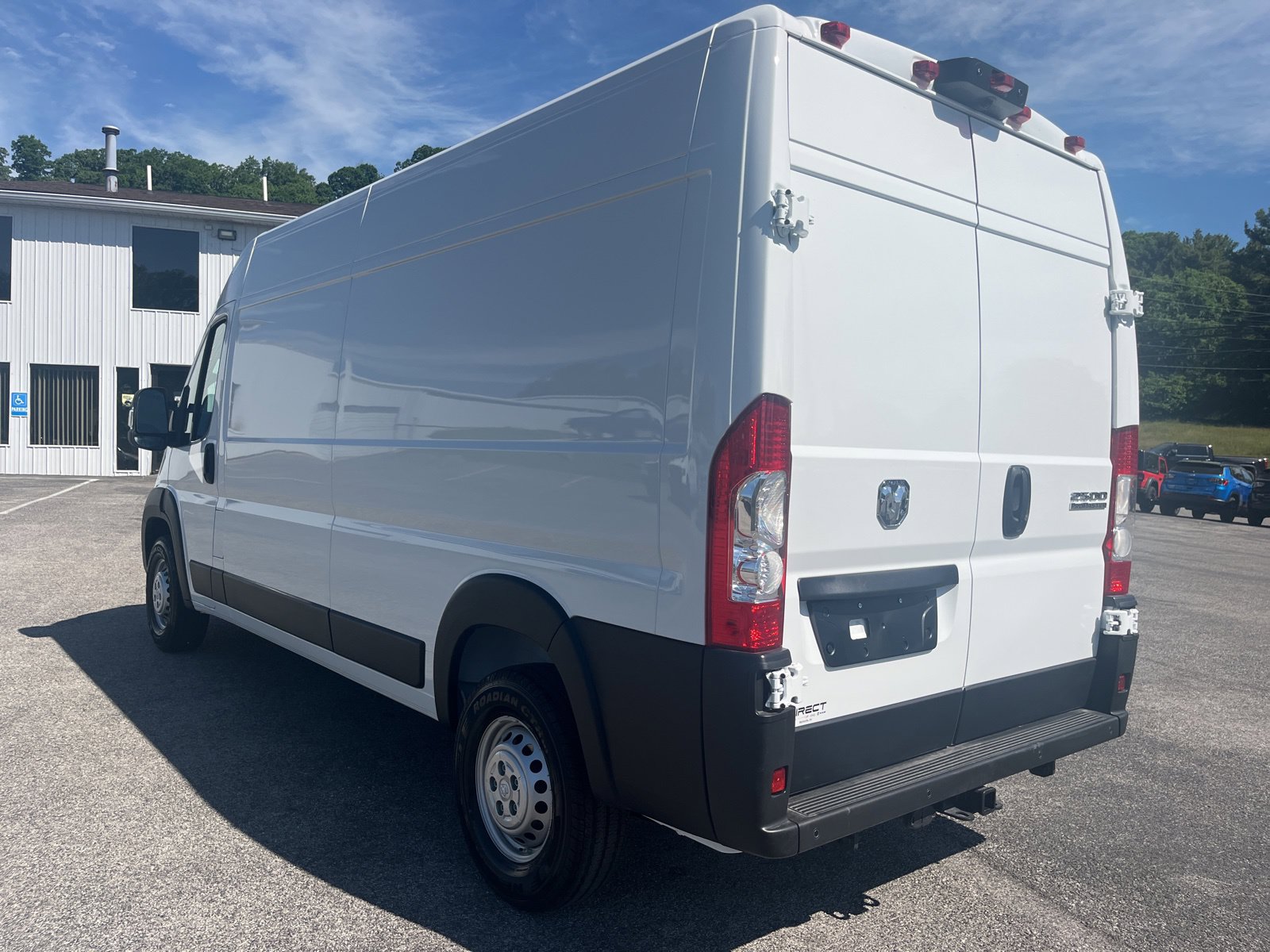 New 2026 RAM ProMaster 2500 w/ Convenience Group FWD image 5