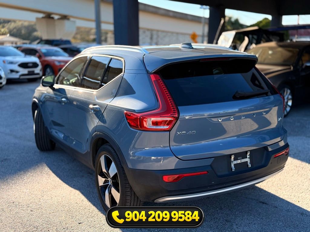 Used 2020 Volvo XC40 T5 Momentum w/ Protection Package Premier image 4