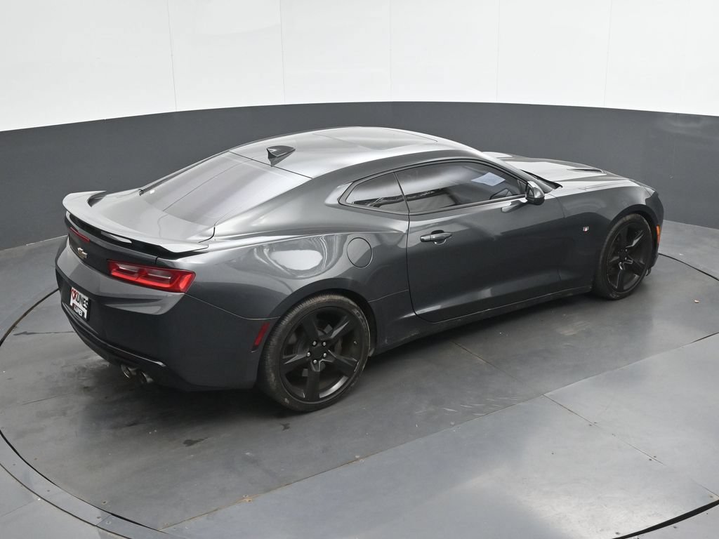 Used 2016 Chevrolet Camaro SS RWD image 32